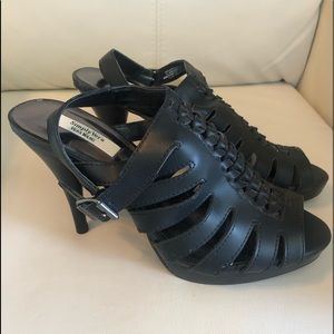 Simply Vera by Vera Wang heels